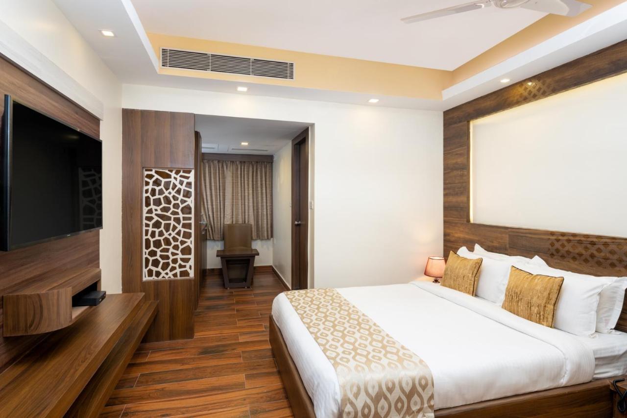 Hotel Cygnett Style Tania'S Siliguri Esterno foto